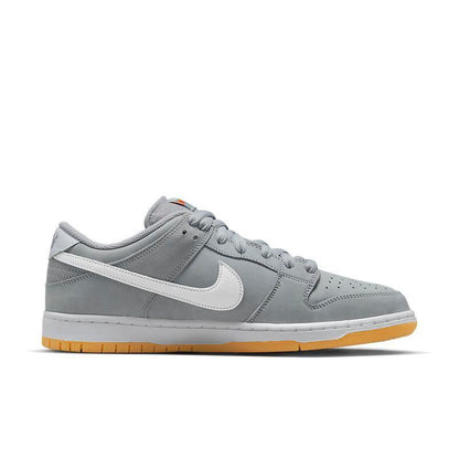 Nike SB Dunk Low &
