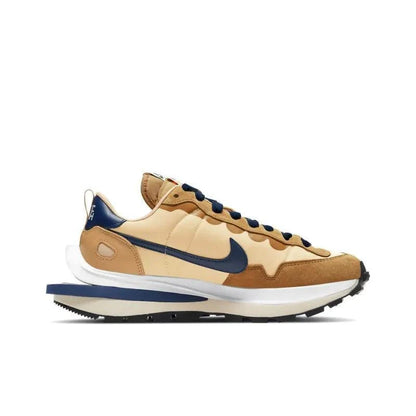 Nike Vaporwaffle Sacai &