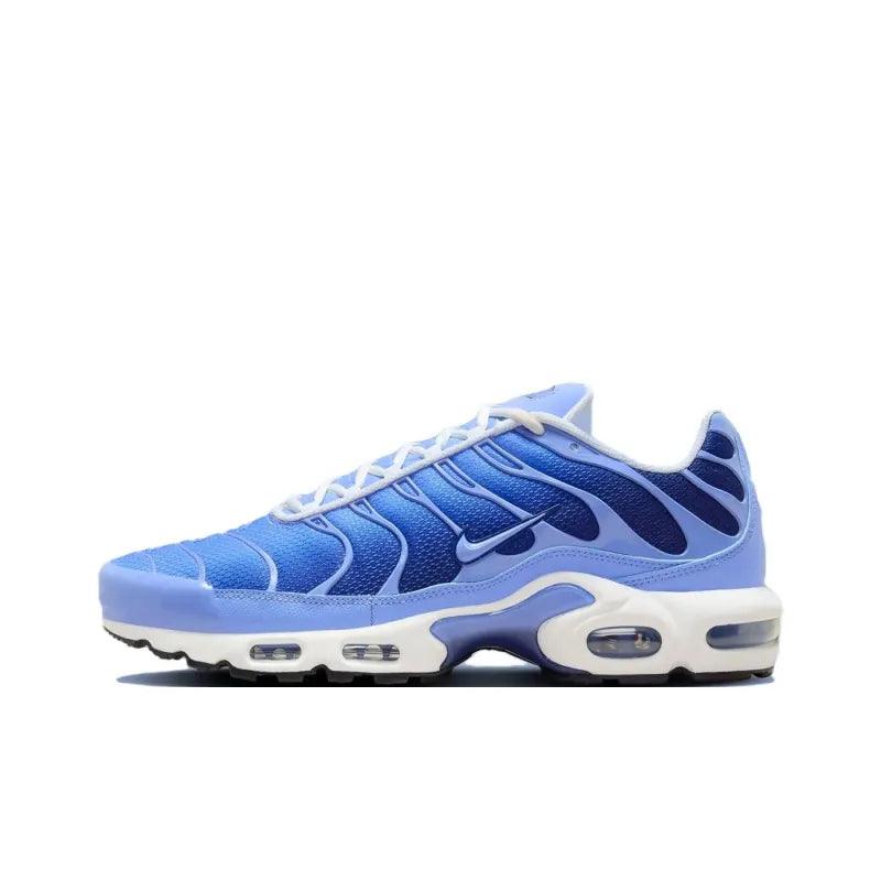 Nike Air Max Plus &