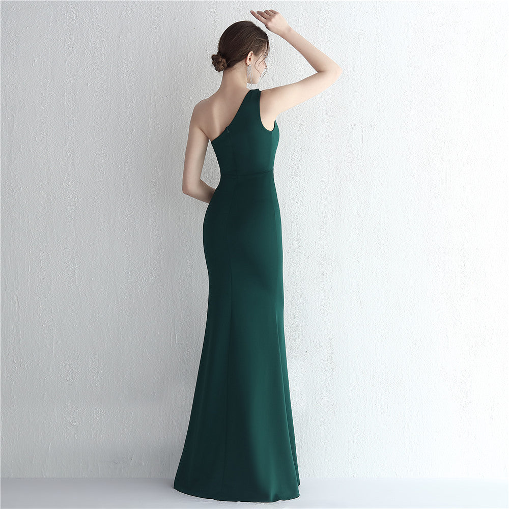 Satin Slim Fit One Shoulder Lang Debütantin Gala Dinner Schlankmachendes Fishtail Hochzeitsauto Model Ausstellungsabendkleid