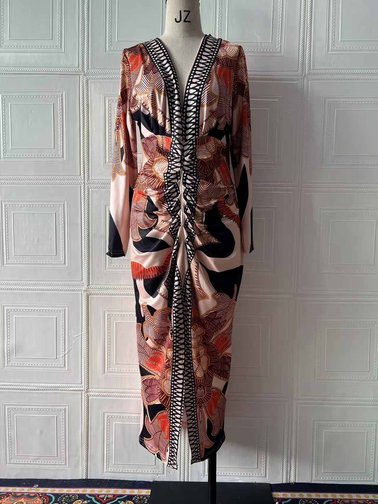 Frühlings-Damen-Kurzarm-V-Ausschnitt-schmales-Druckkleid