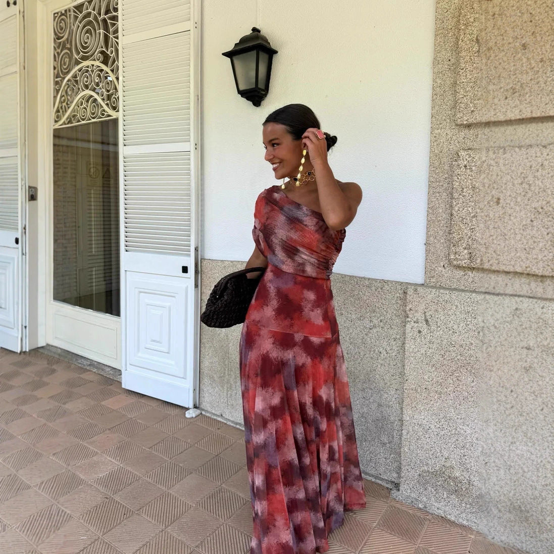 Bedrucktes Mesh-Off-Shoulder-Kleid für den Urlaub mit schmaler Passform