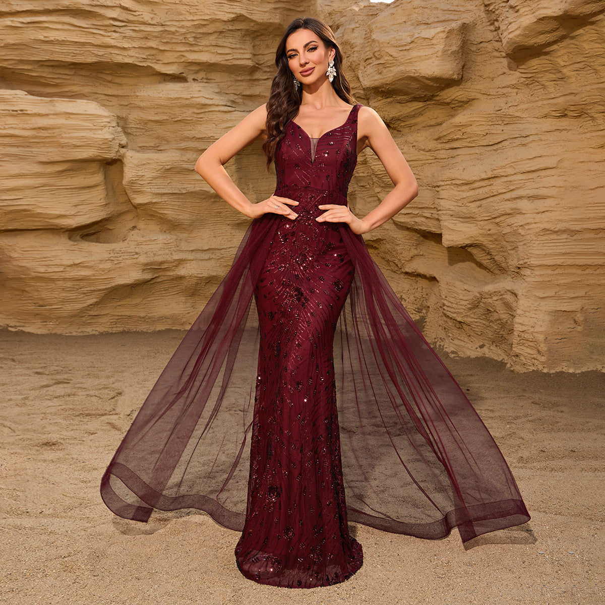 Paillettenstickerei Mesh V-Ausschnitt U-Rücken Party Meerjungfrauenkleid Klassisches Weinrotes Partykleid