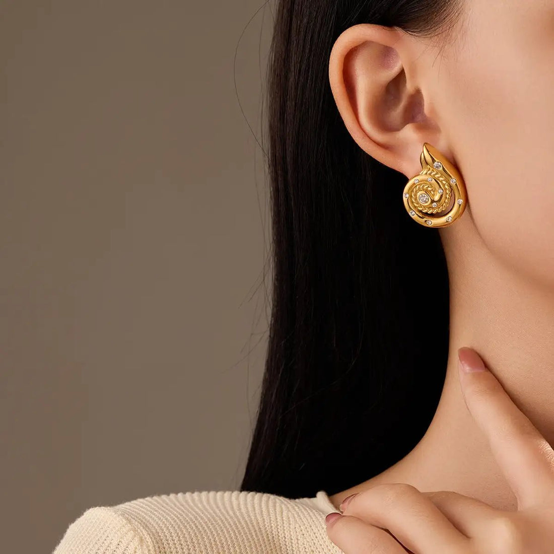 Arrival Diamond Embedded Conch Titanium Steel Earrings for Women Affordable Luxury High Grade Non Fading Stainless Steel Earrings by Wanita Store