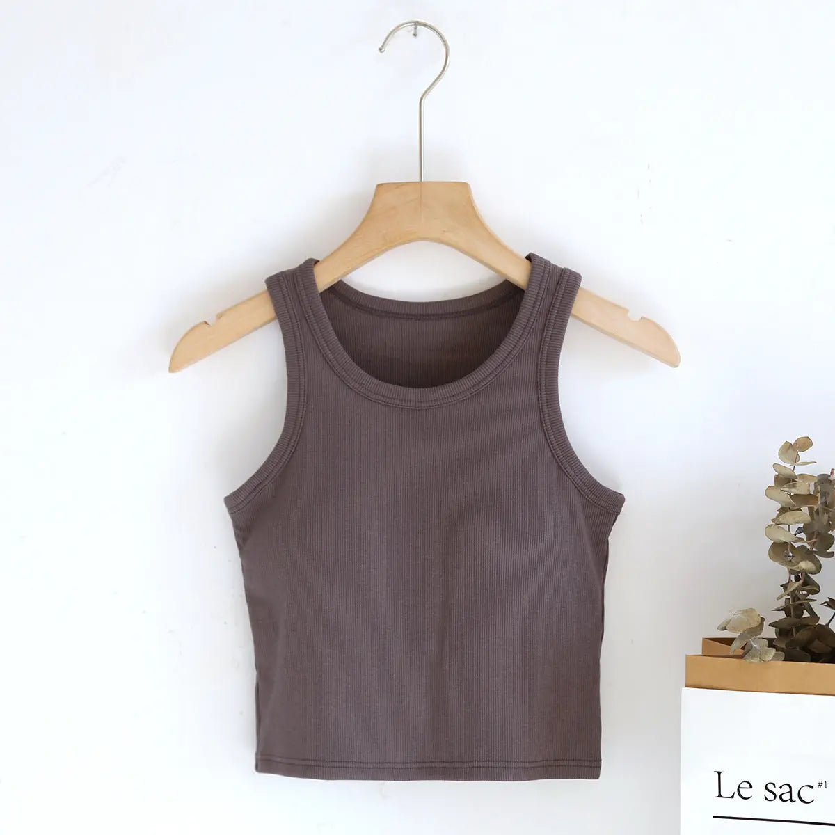 Short vest with chest pad women&