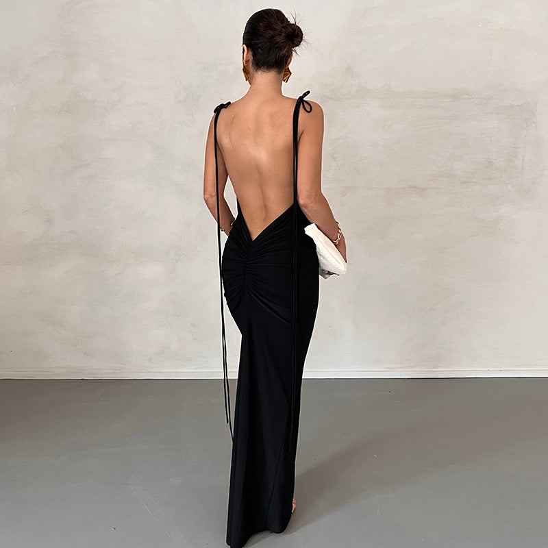 Einfarbiges, sexy, rückenfreies, plissiertes, langes, elegantes, figurbetontes Spaghettiträgerkleid für Damen