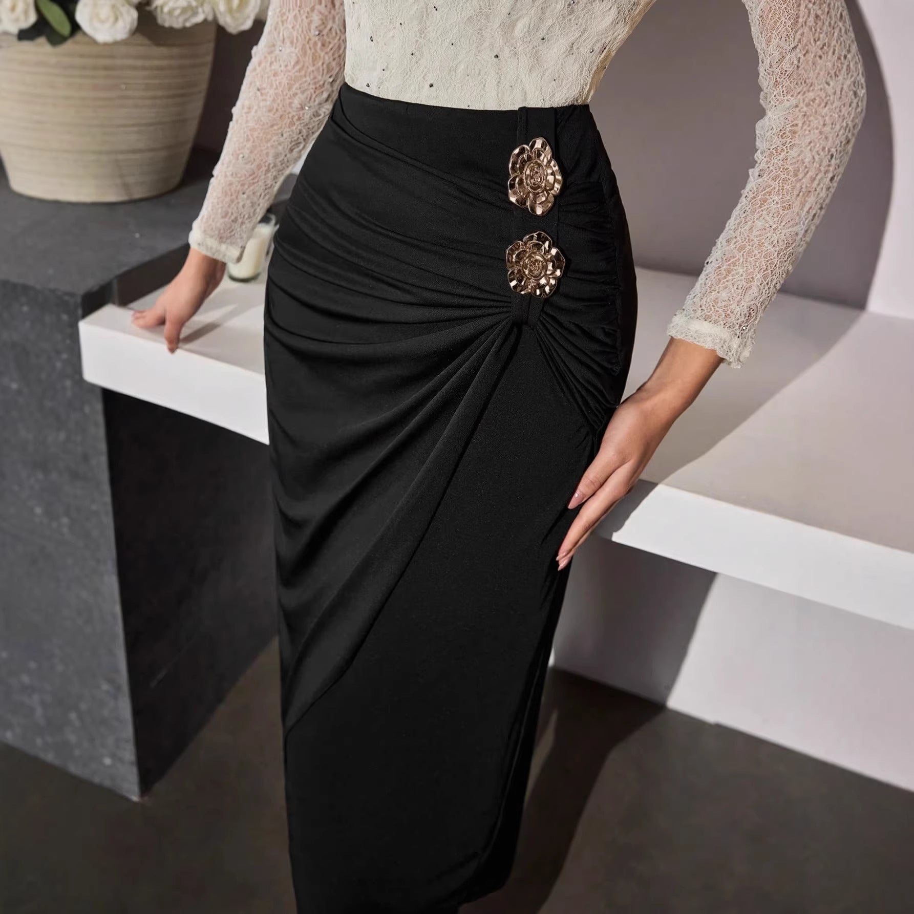 Spring Rose Metal Buckle Decoration Ruffle Hip Slimming Women Skirt