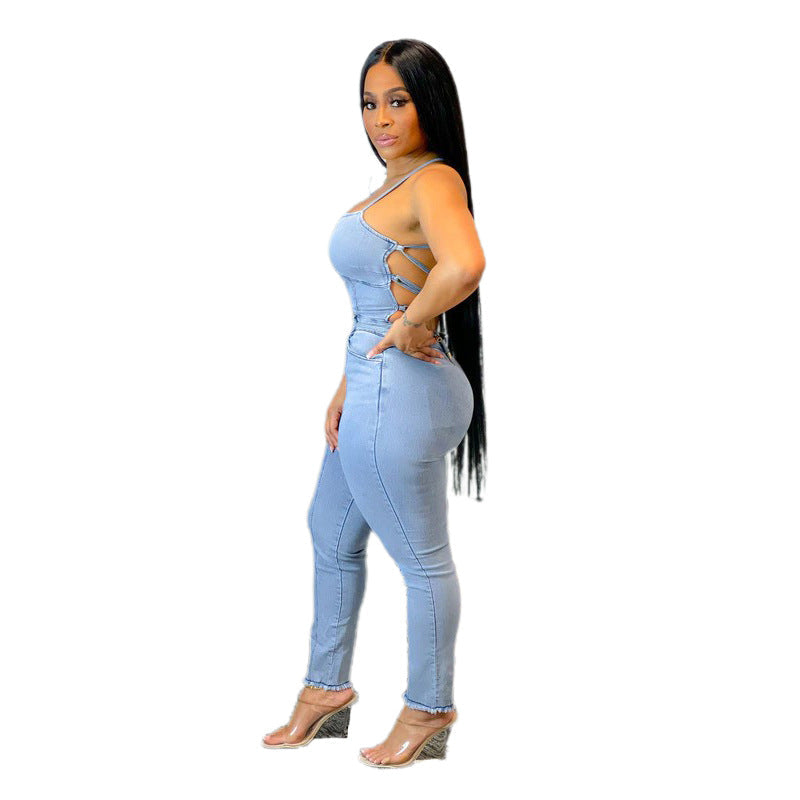 Lässiger, schmal geschnittener trägerloser Denim-Jumpsuit mit Bandage