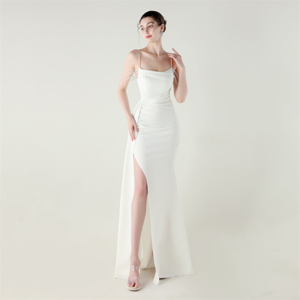 Bandeau-Sling-Satin-Kleid mit Perlenkette und Fishtail-Schnitt für Abend, Dinner, Hochzeit, Ball
