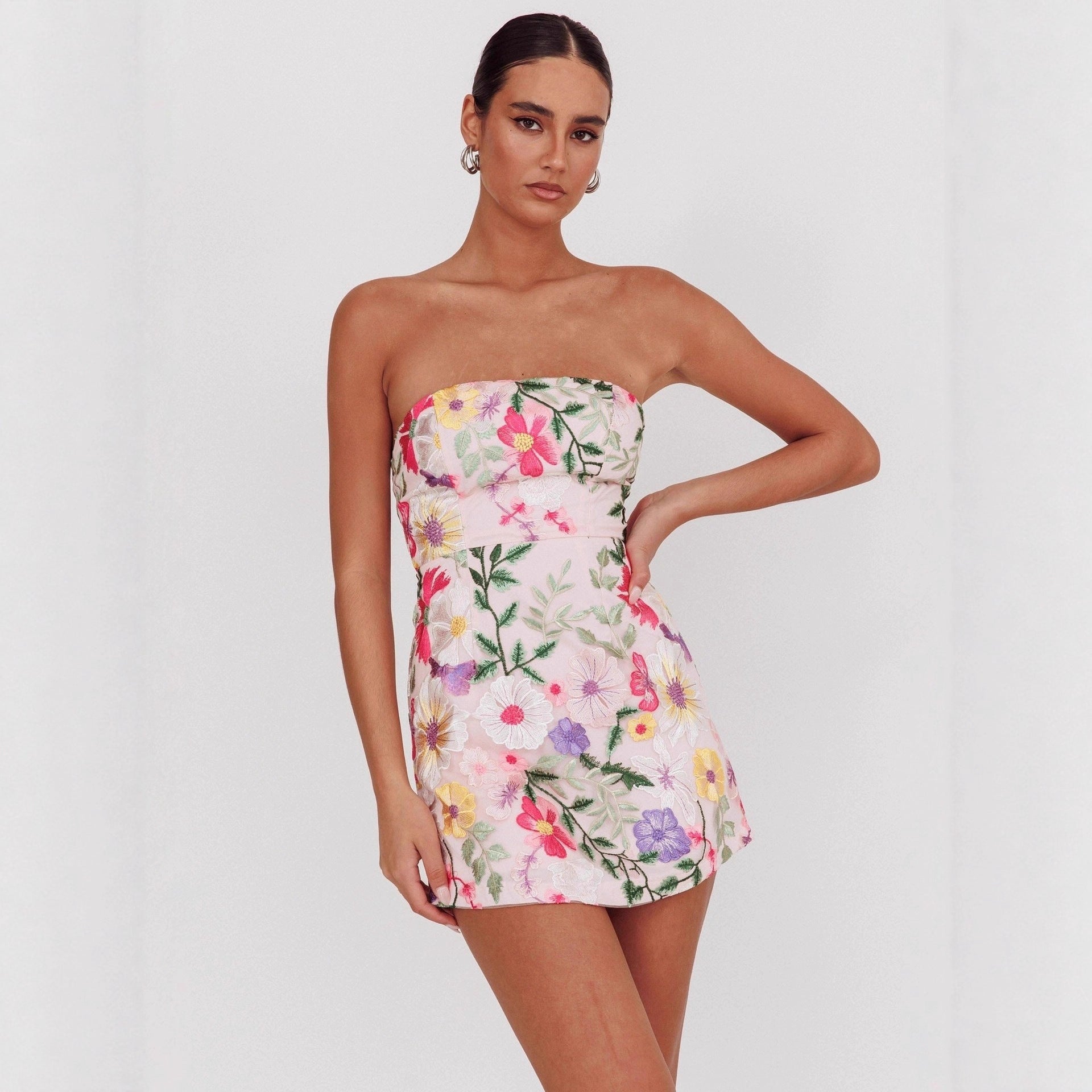 Damen Slim Fit Bandeau Sling Kurzes Nischen-Blumenkleid