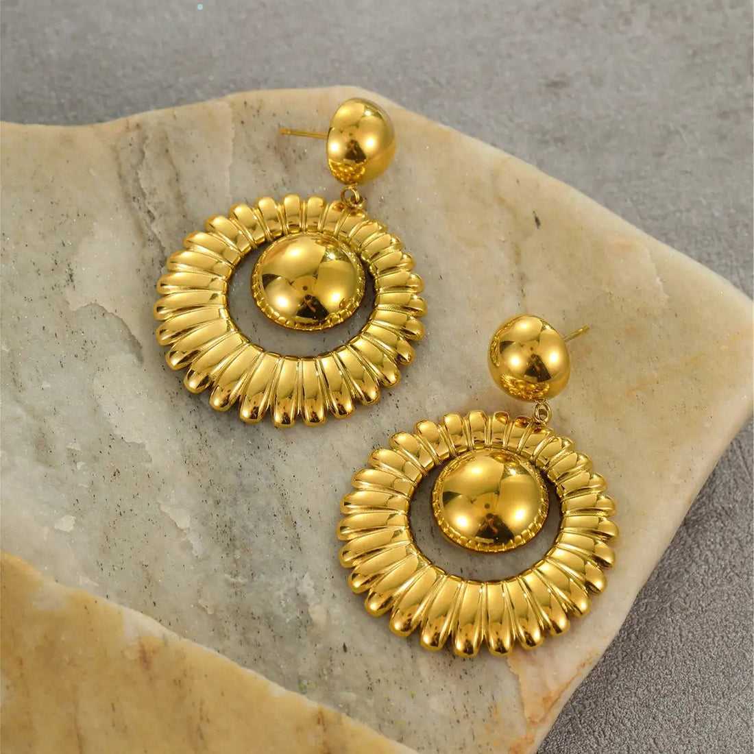 Arrival French Retro Elegant Stainless Steel Earrings Plated 18K Gold Silver Color Matching High-Grade Light Luxury Ear Rings by Wanita Store