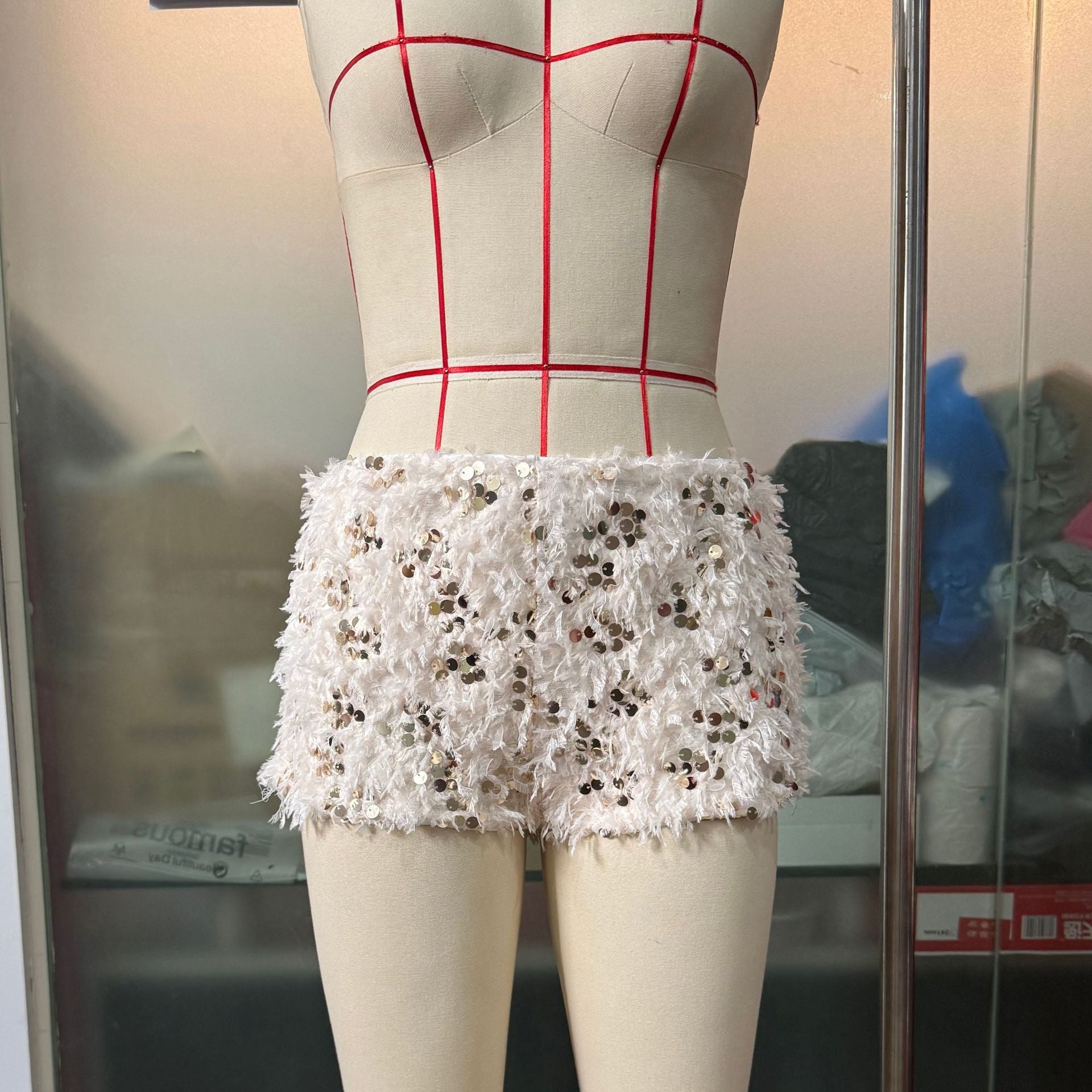 Summer Women Solid Color Slim Fit Furry Sequ Sequ Sexy Low Waisted Shorts