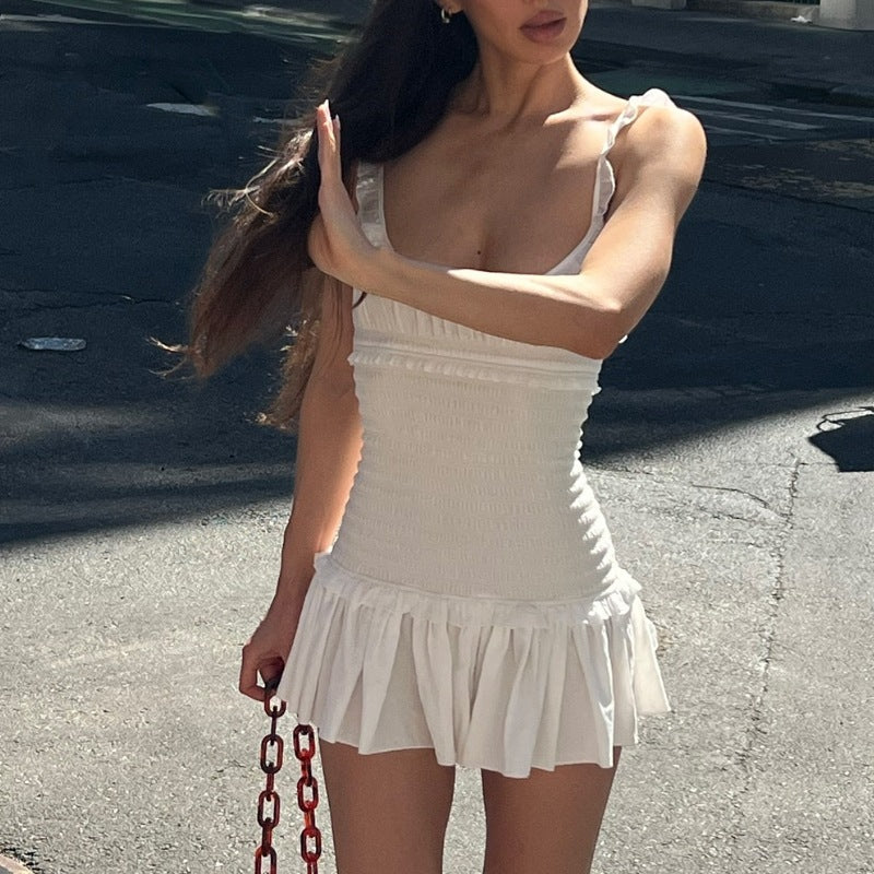 Damen Kleidung Frühling Sexy Elegant Holzohr Plissiertes Trägerkleid Kurz für Frauen