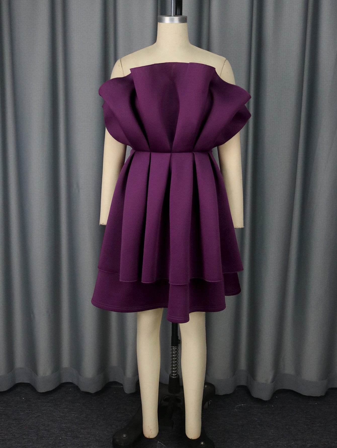 Sexy Tube Top Kleid mit Rüschensaum Cocktail-Abendkleid mit tailliertem Schnitt