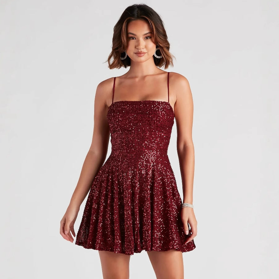 Sommerliches legeres, sexy A-Linien-Kleid mit Pailletten und Spaghettiträgern, elegant