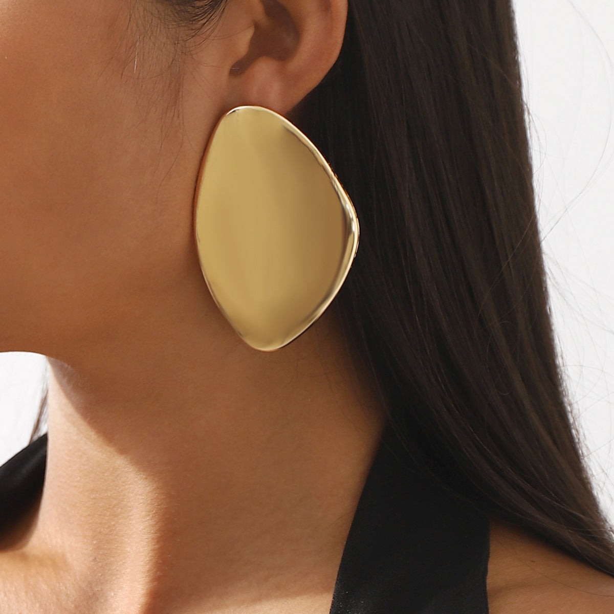 High Profile Retro Elegant Metal Geometry Stud Earrings Simple Personality Metal Alloy Earrings Women