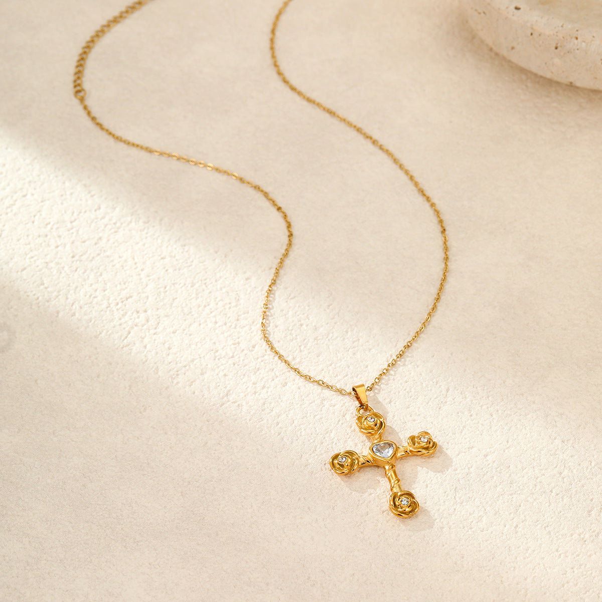 Elegance Retro Advanced Necklace Stainless Steel 18K Gold Color Diamond Rose Cross Embellished