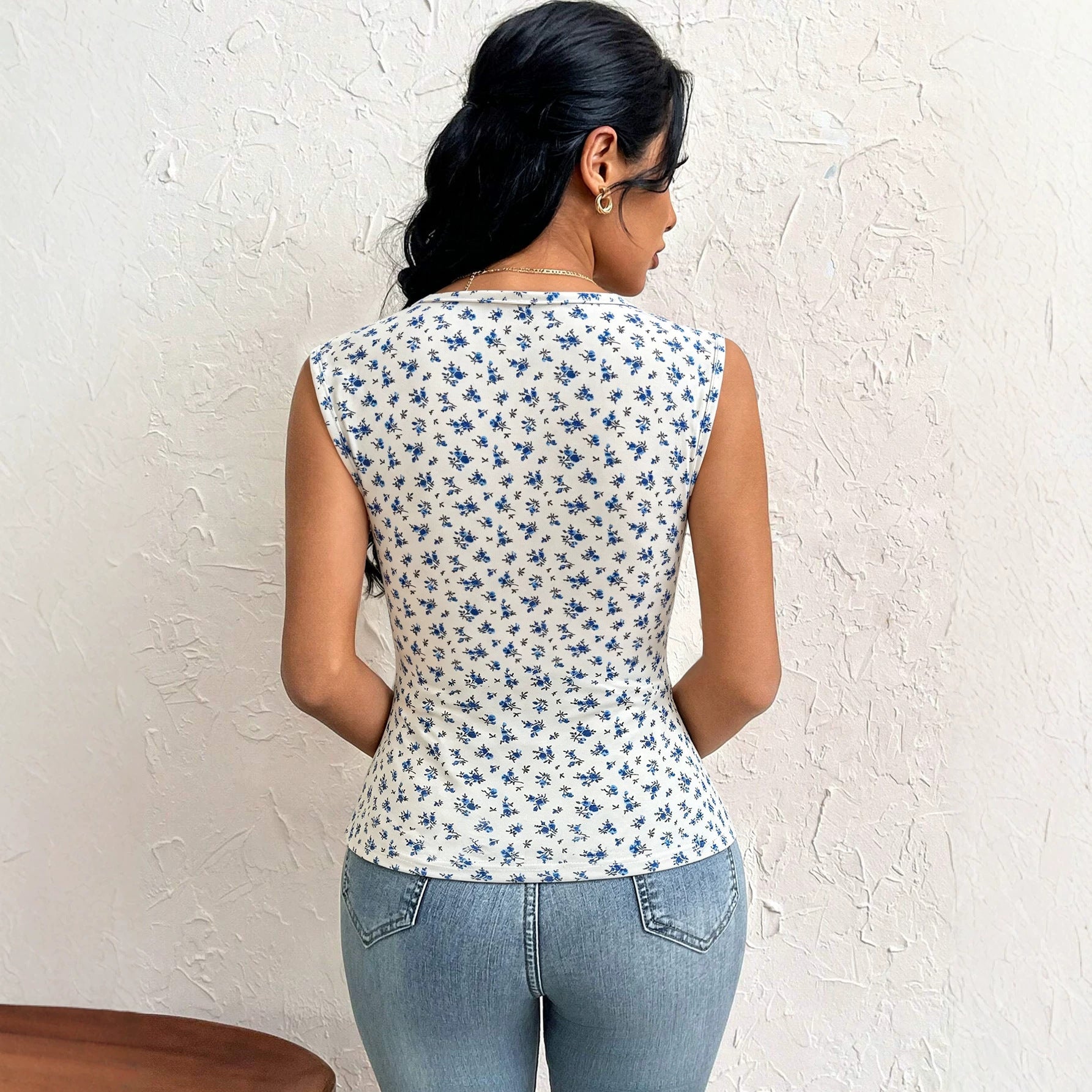 French Floral Sleeveless Vest Women Asymmetric Oblique Square Neck Cinched Side Slit Slim Fit Slimming Top