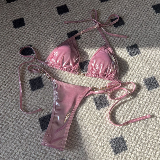 2025 Europäischer und Amerikanischer Neuer Sexy Glänzender Perlen-Tanga-Bikini Badeanzug Bikini grenzüberschreitender Export