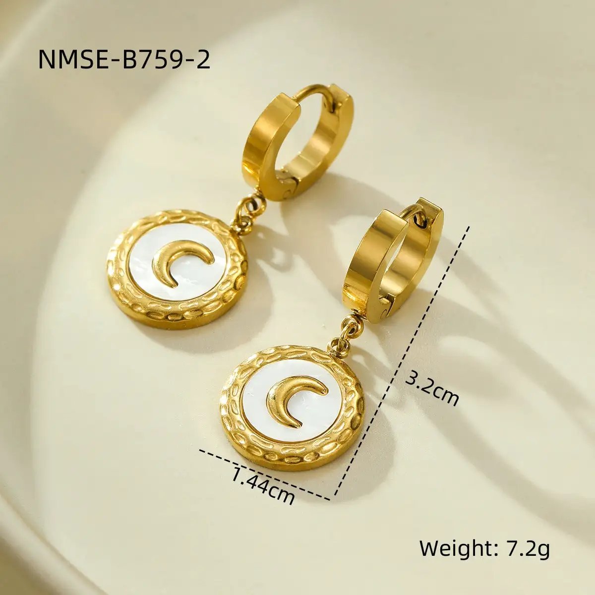 18K Stainless Steel Shell Moon Necklace Niche Retro Easy Matching Embellished Titanium Steel Necklace Earrings by Wanita Store