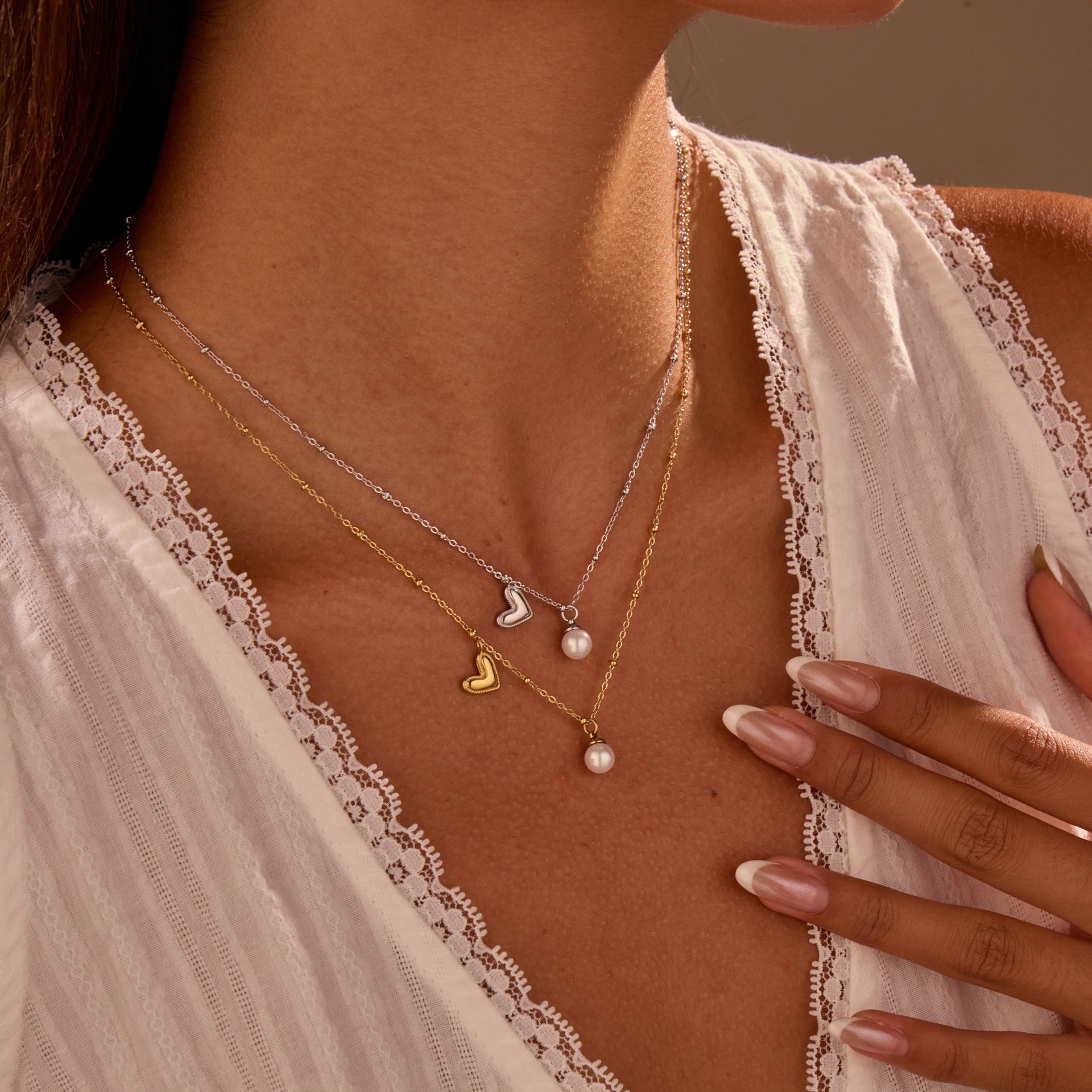 Pearl Heart Embellished Clavicle Chain Stainless Steel Necklace Non Fading Gold Plated Necklace