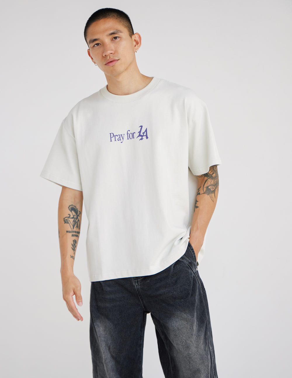 Pray for Los Angeles Heavyweight Tee