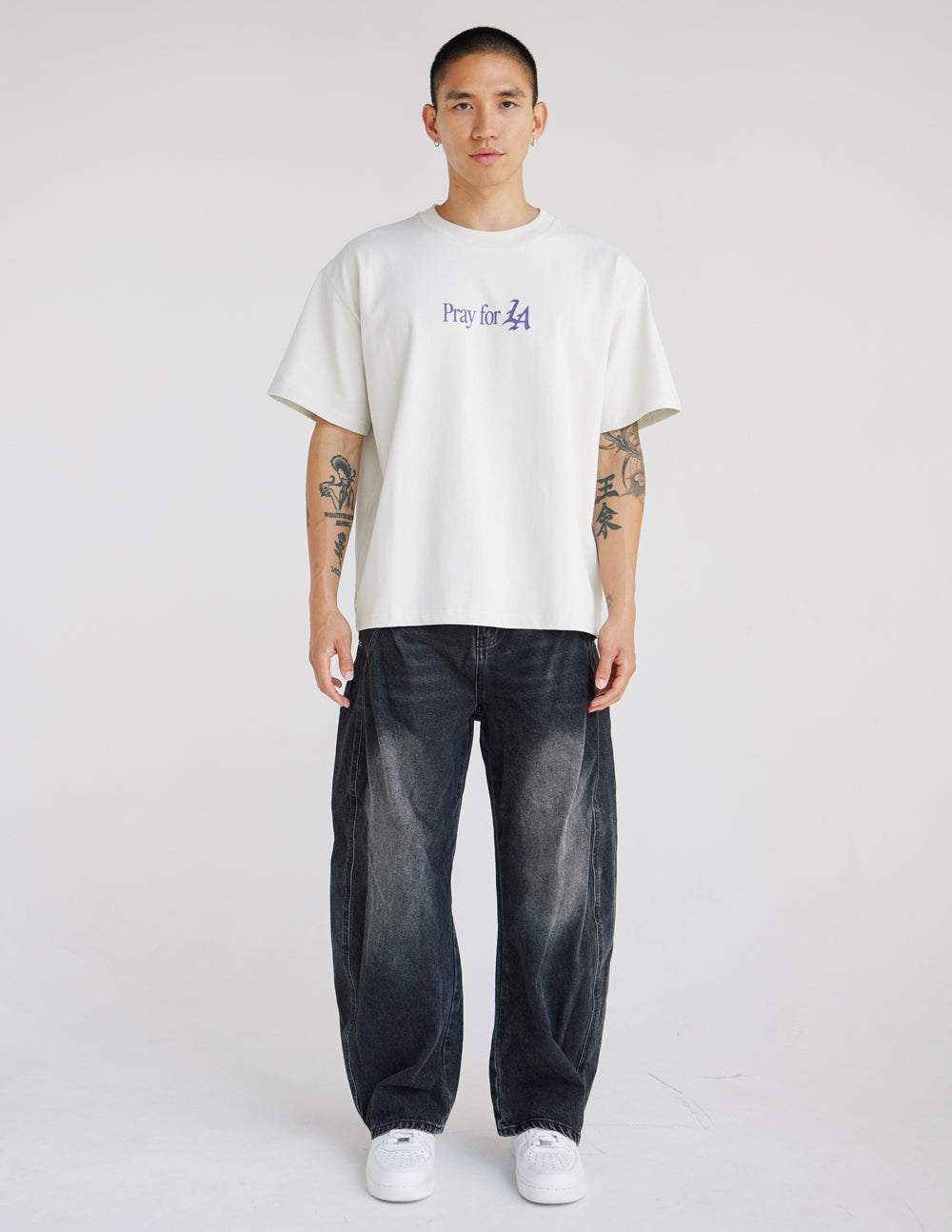 Pray for Los Angeles Heavyweight Tee