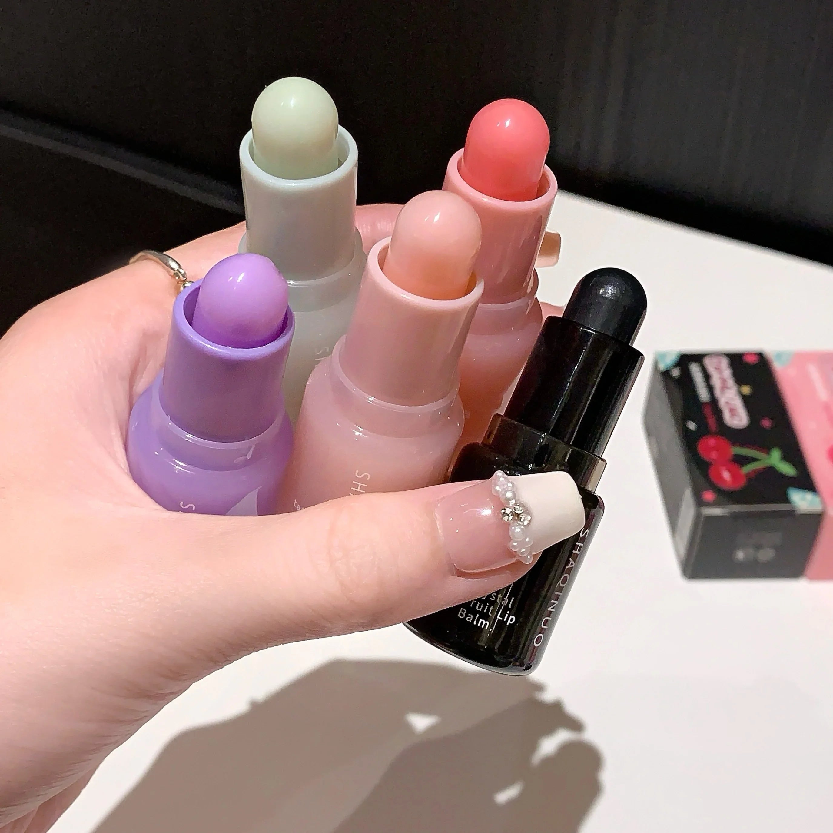 Hydrating Fruit Lip Balm Pendant, Tinted Moisturizing Lip Care for Fall &amp; Winter, Prevents Dry Cracking, Refreshing Fruit Flavor
