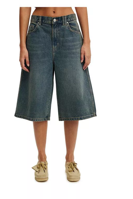 Cotton on Womens 91 Baggy Denim Jort - Shadow Brown, Size 28