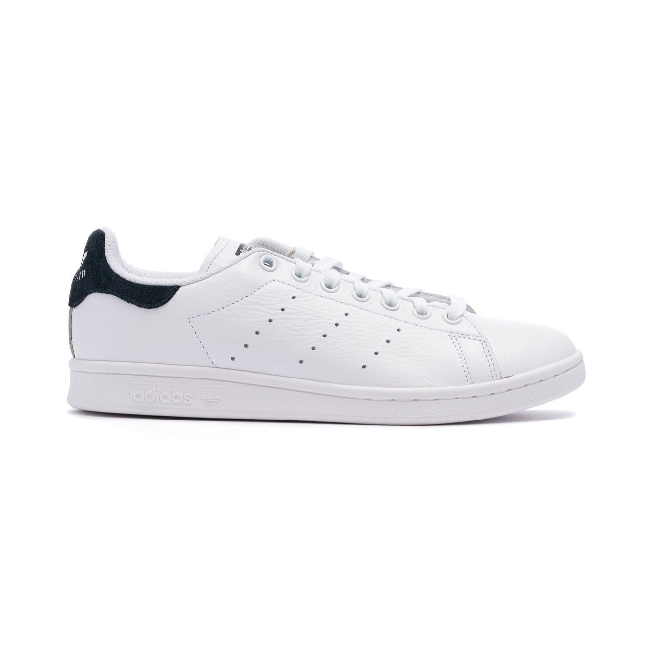 Adidas Stan Smith ADV Shoes - Cloud White/Core Black/Cloud White