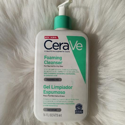 CeraVe Foaming Facial Cleanser for Normal to Oily Skin - Gentle, Non-Comedogenic &amp; Hydrating