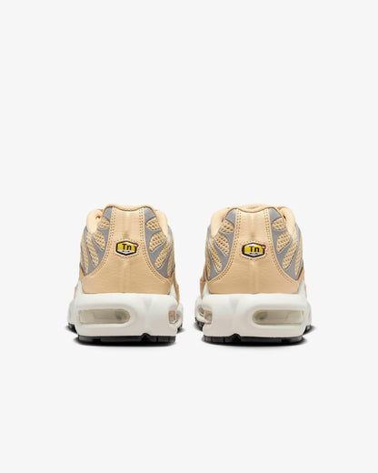 Nike Air Max Plus &