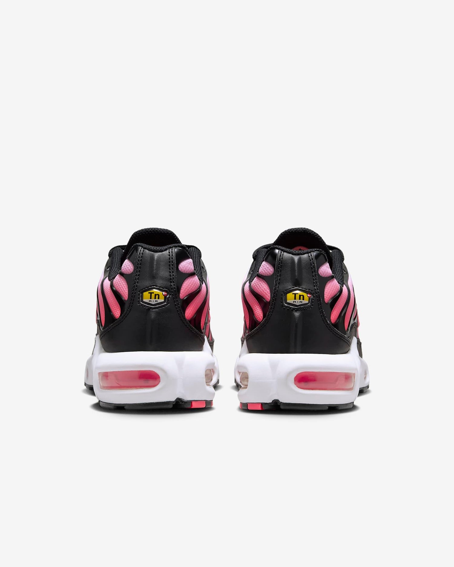 Nike Air Max Plus &