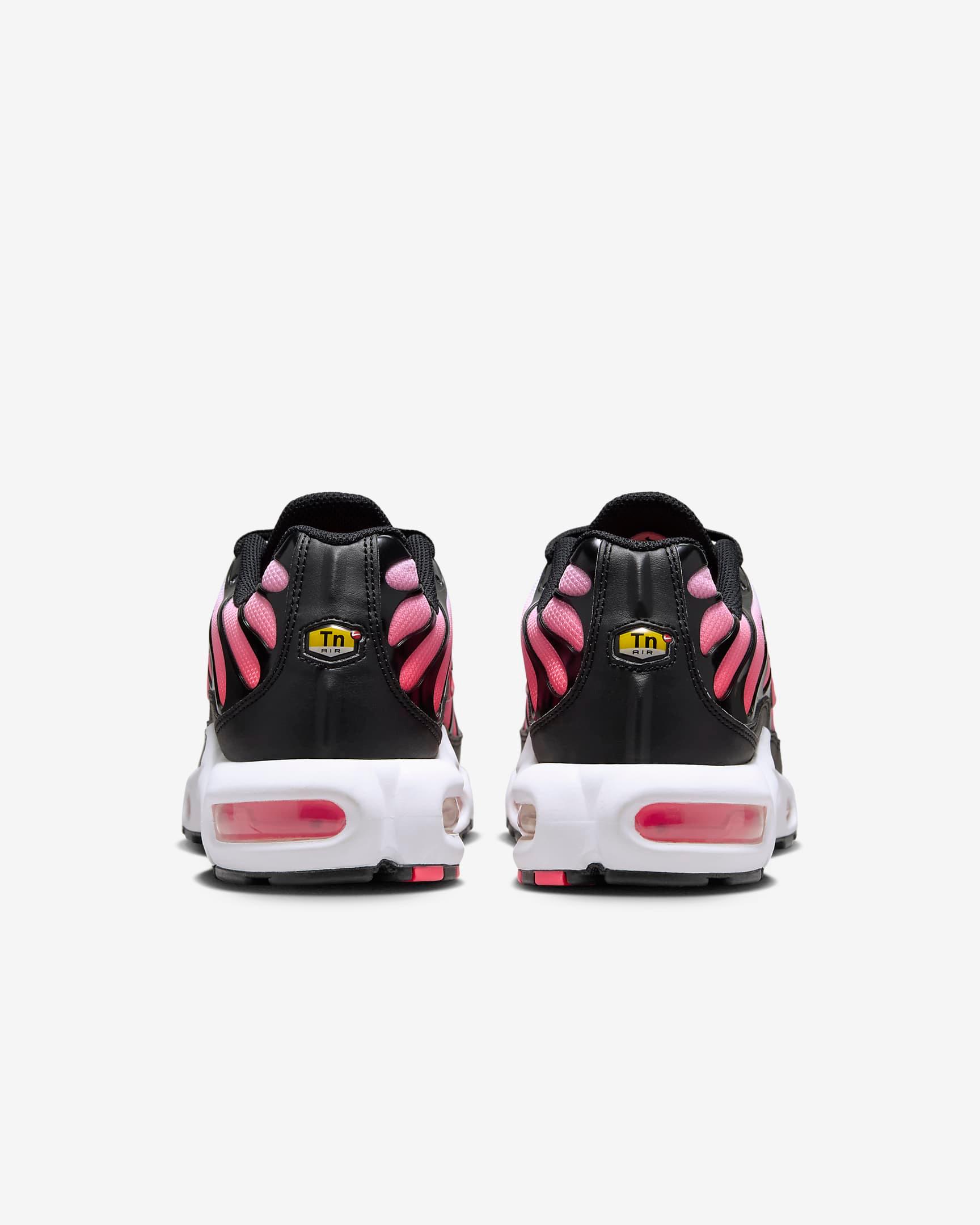 Nike Air Max Plus &