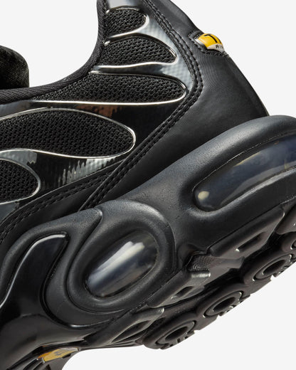 Nike Air Max Plus SE &
