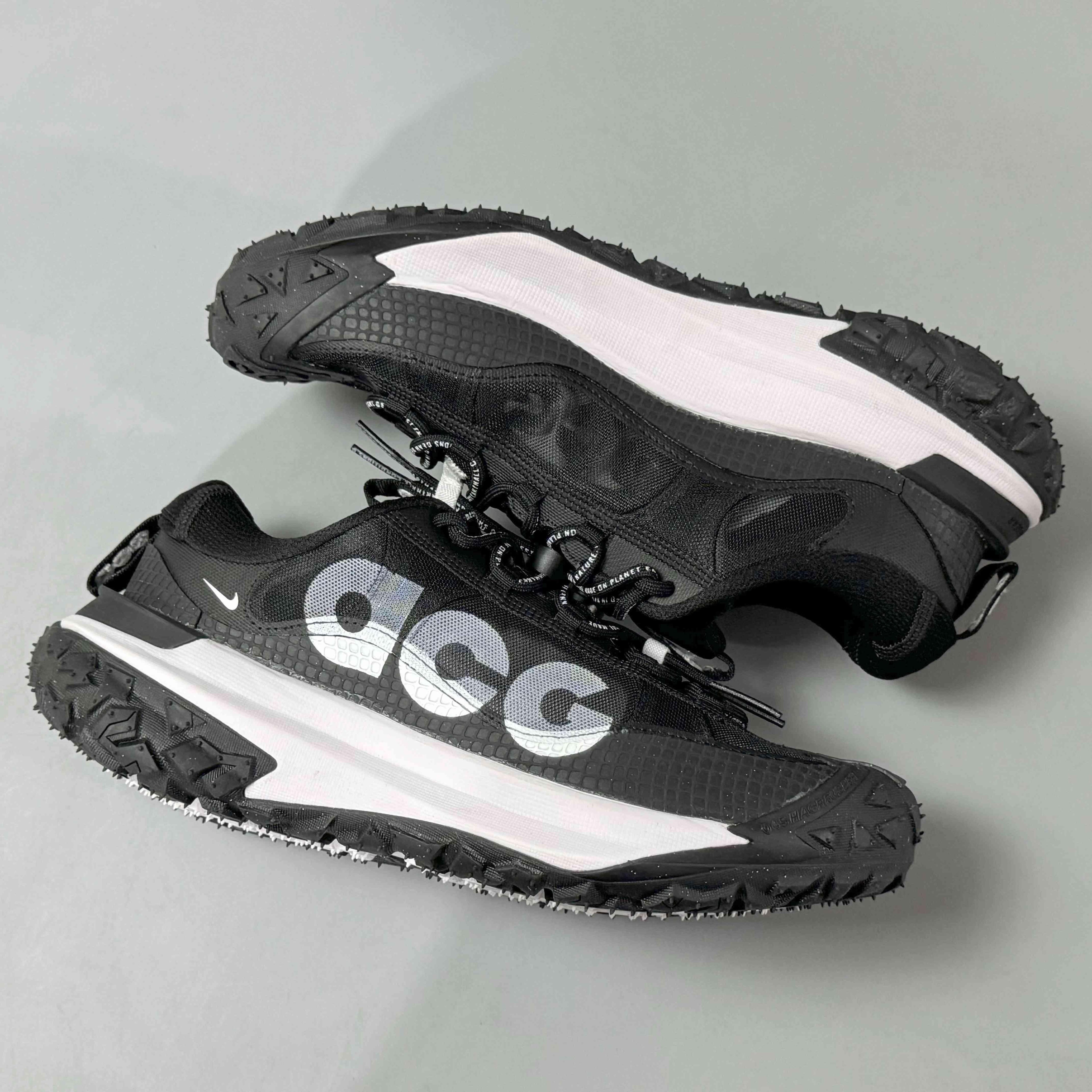 Nike ACG Mountain Fly 2 &