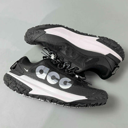 Nike ACG Mountain Fly 2 &