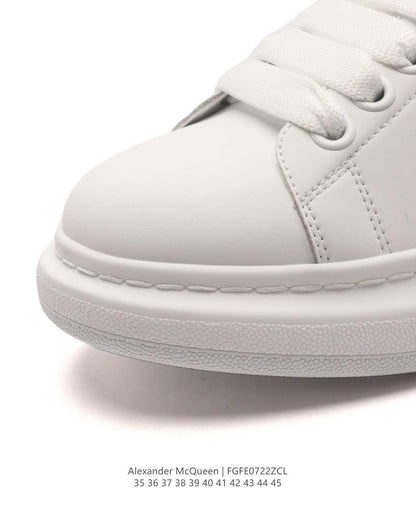 Alexander McQueen &