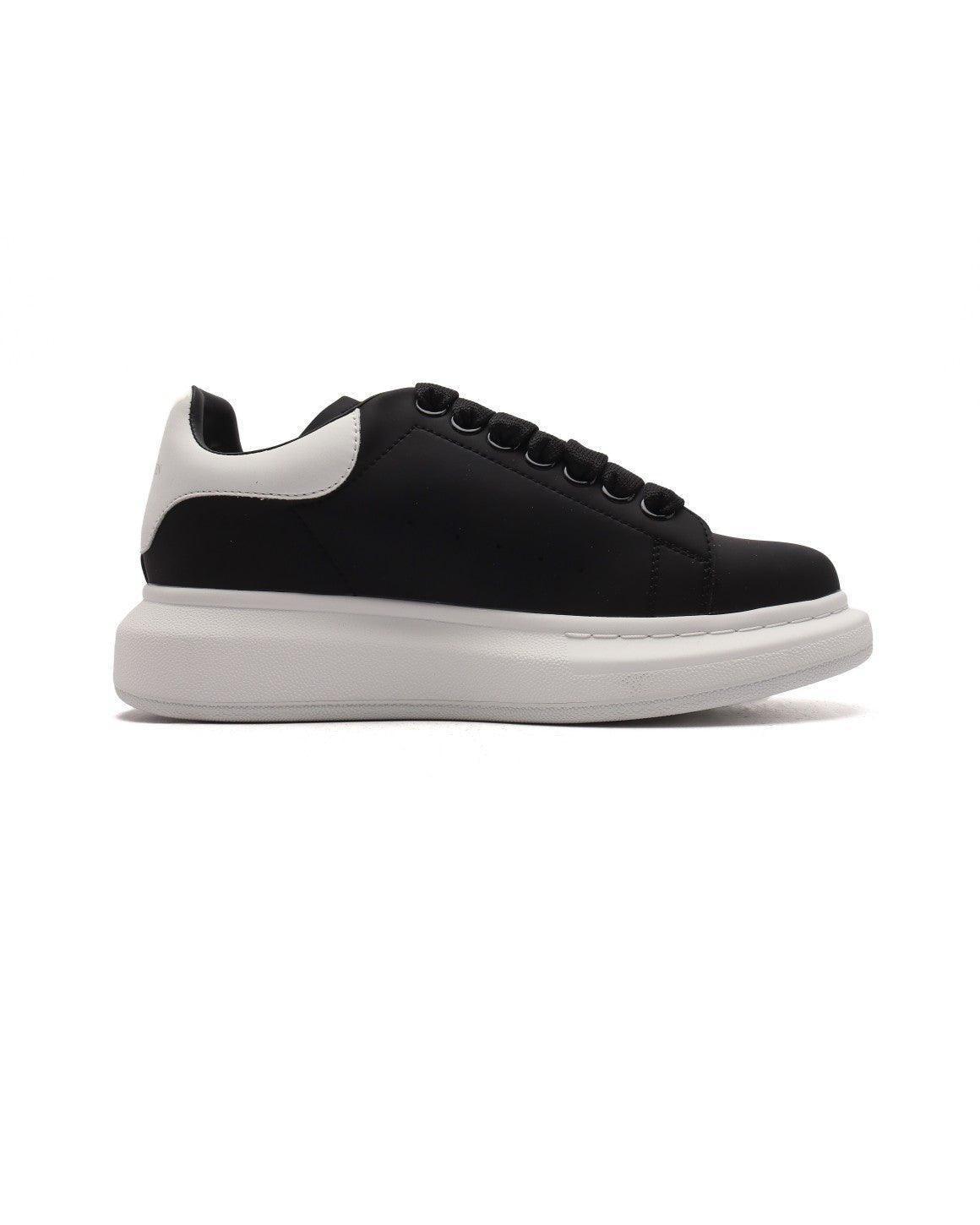 Alexander McQueen Sneakers &