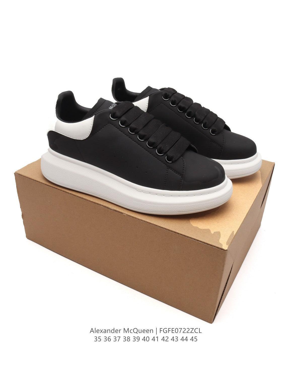 Alexander McQueen Sneakers &