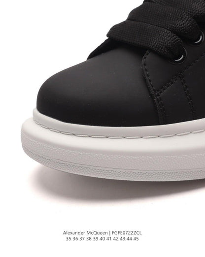 Alexander McQueen Sneakers &