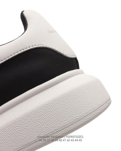 Alexander McQueen Sneakers &