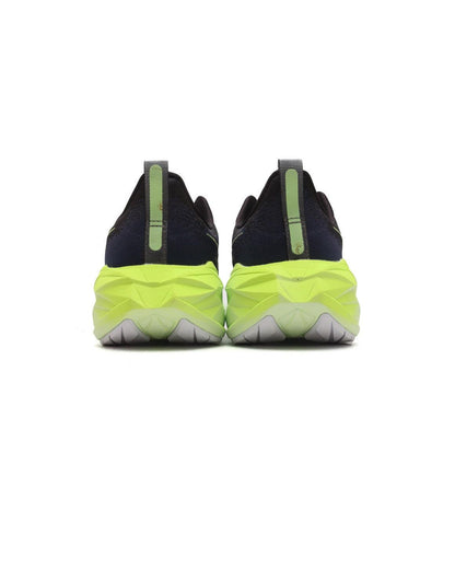 Asics Novablast 4 &