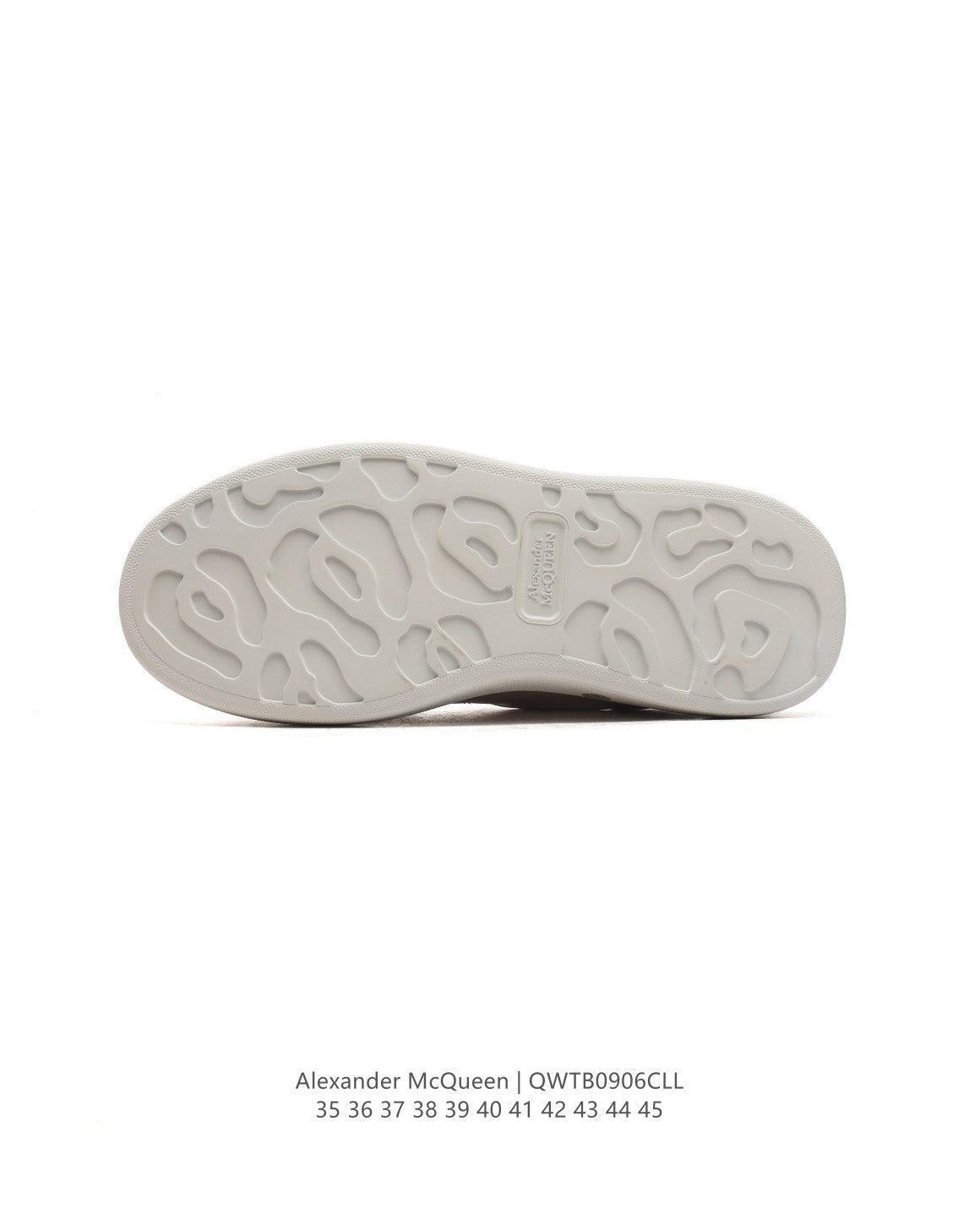 Alexander McQueen &