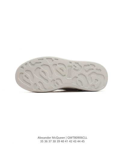 Alexander McQueen &
