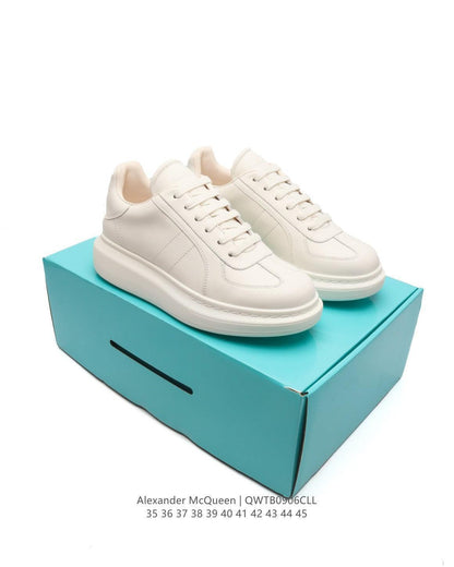 Alexander McQueen &