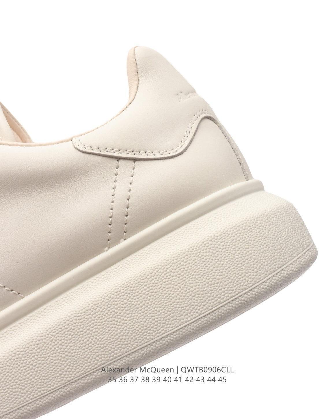 Alexander McQueen &