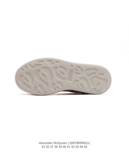Alexander McQueen &