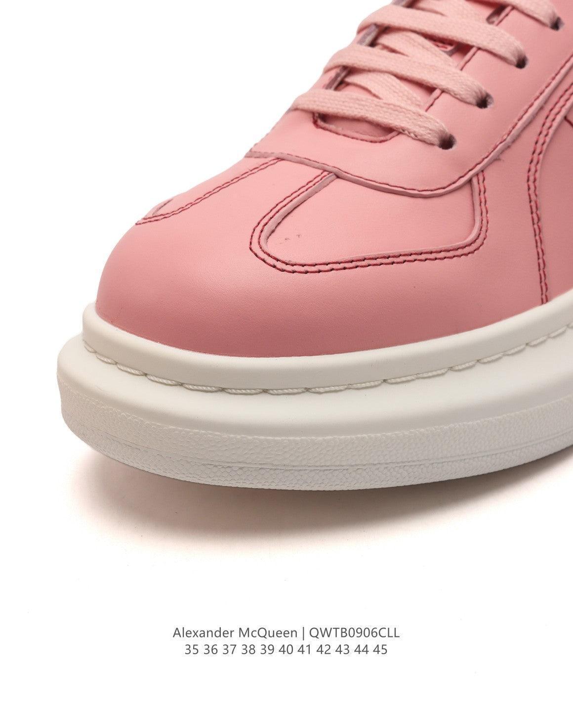 Alexander McQueen &