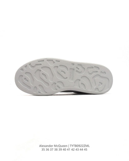 Alexander McQueen Oversized Sneakers - White &amp; Black Leather